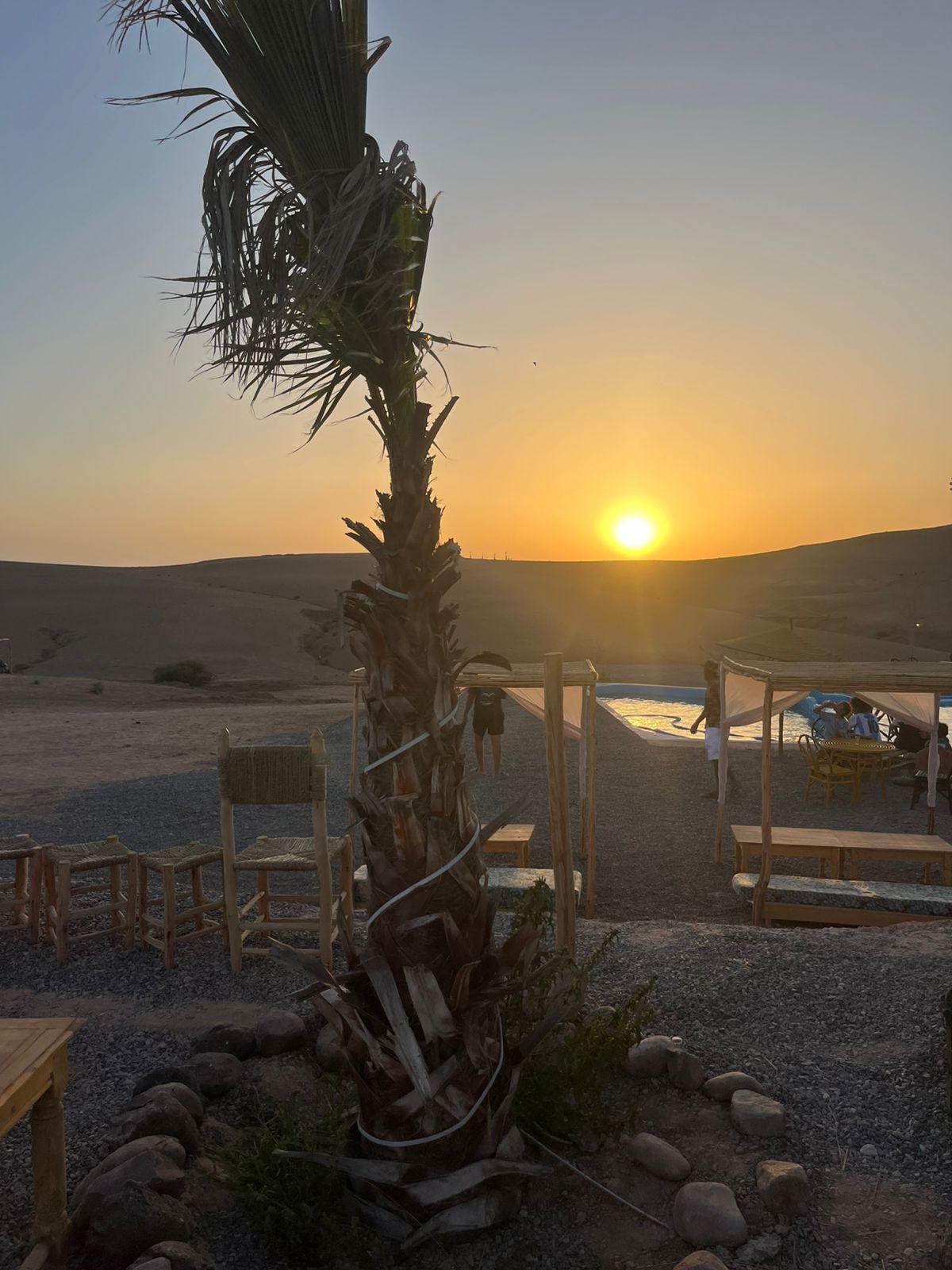 Coucher de soleil désert Agafay Marrakech